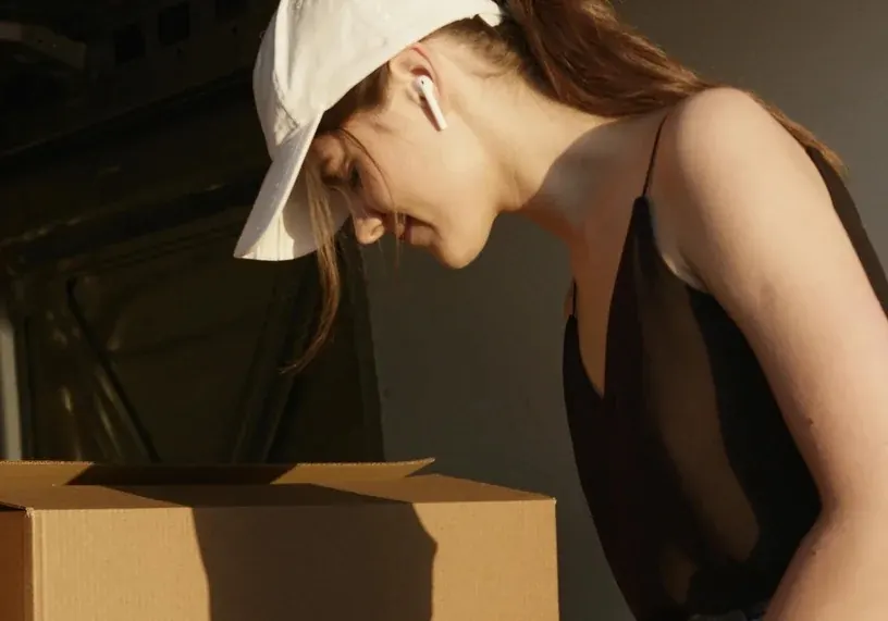 Preparación de un envío en caja de cartón